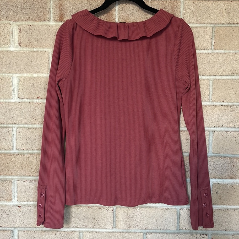J.O.A. Mauve Ribbed Ruffle Neck Top - Picture 5 of 9